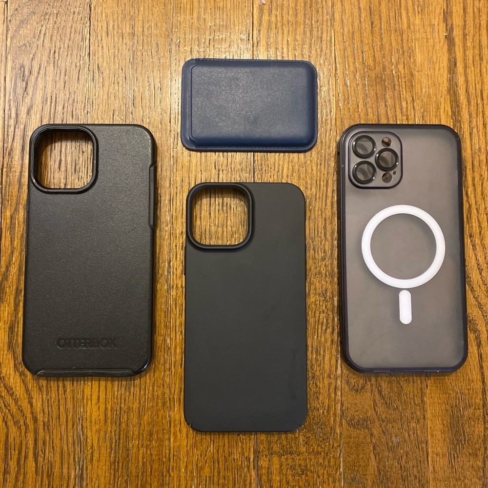•MagSafe iPhone 13 Pro Max cases + Wallet
‼️ALL 4 FOR $20 or $7 piece‼️